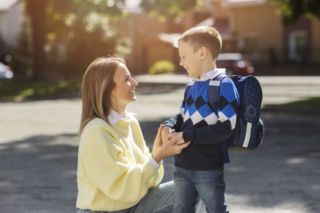 A Escola Nana Neném não é apenas um lugar para deixar seu filho enquanto você trabalha; é um ambiente onde ele é cuidado, valorizado e preparado para os próximos passos da vida.