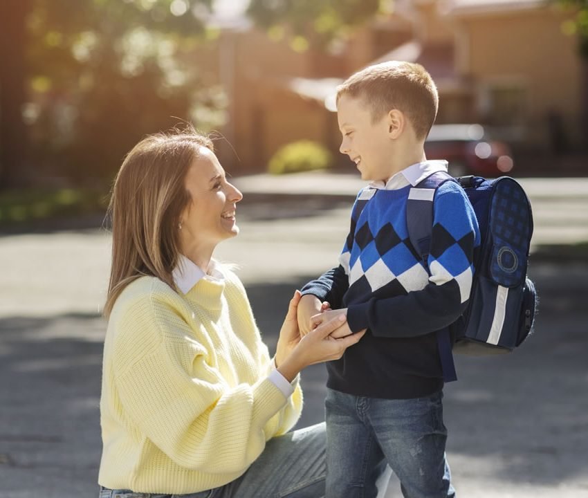 A Escola Nana Neném não é apenas um lugar para deixar seu filho enquanto você trabalha; é um ambiente onde ele é cuidado, valorizado e preparado para os próximos passos da vida.