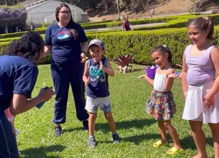 Realizamos o Passeio da Primavera, um momento especial que reuniu crianças, famílias e educadores em uma experiência lúdica, alegre e cheia de significado.
